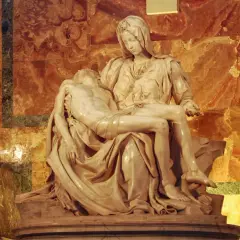 Rzeźba Pieta Michała Anioła: historia, symbolika i jej wpływ na sztukę