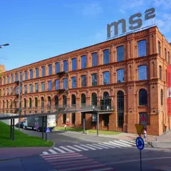 Muzeum Sztuki Nowoczesnej w Łodzi: aktualne wystawy, godziny otwarcia i ciekawa historia