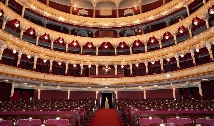 Teatr Wielki Poznań kalendarium - pełny harmonogram wydarzeń i spektakli