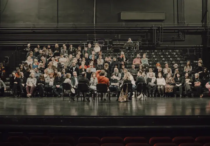 Dziady teatr: Fascynujące interpretacje i ich znaczenie w kulturze