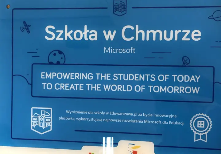 Czy egzaminy w szkole w chmurze są online? Sprawdź, jak to działa i czy musisz być na miejscu