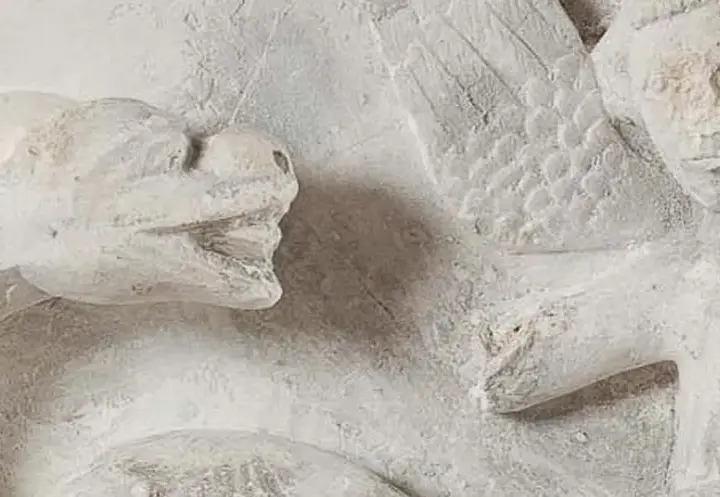 Rzeźba architektoniczna: historia, przykłady i jej znaczenie w sztuce