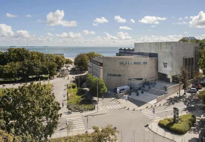 Muzeum sztuki Gdynia - odkryj fascynujący świat sztuki współczesnej