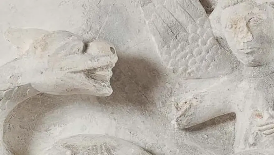 Rzeźba architektoniczna: historia, przykłady i jej znaczenie w sztuce