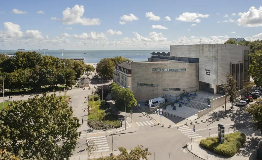 Muzeum sztuki Gdynia - odkryj fascynujący świat sztuki współczesnej