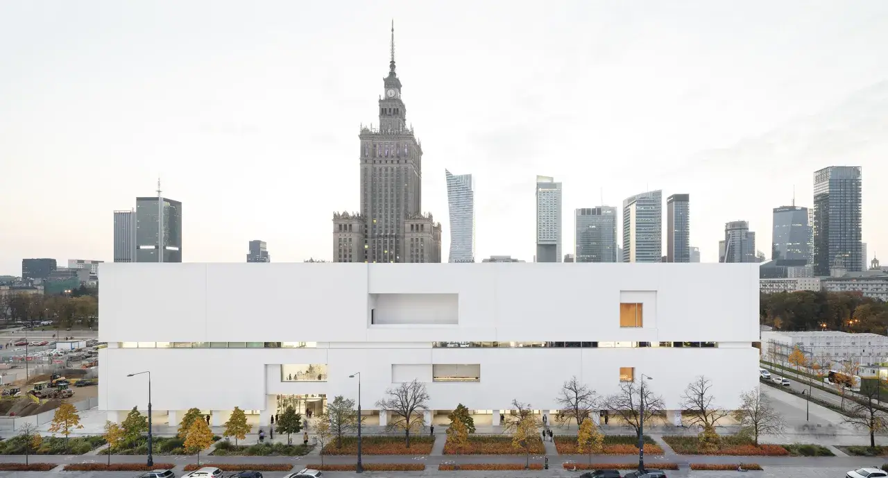 Muzeum sztuki Warszawa: Odkryj niezwykłe wystawy i artystów